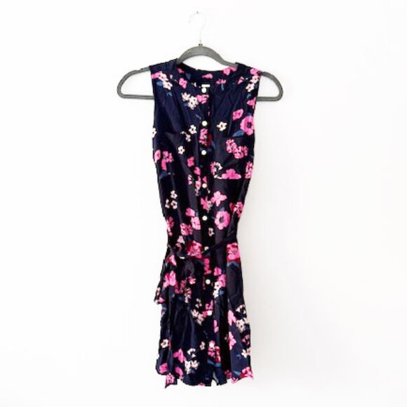 GAP Dresses & Skirts - Gap Petite XS shirtwaist dress with waist tie